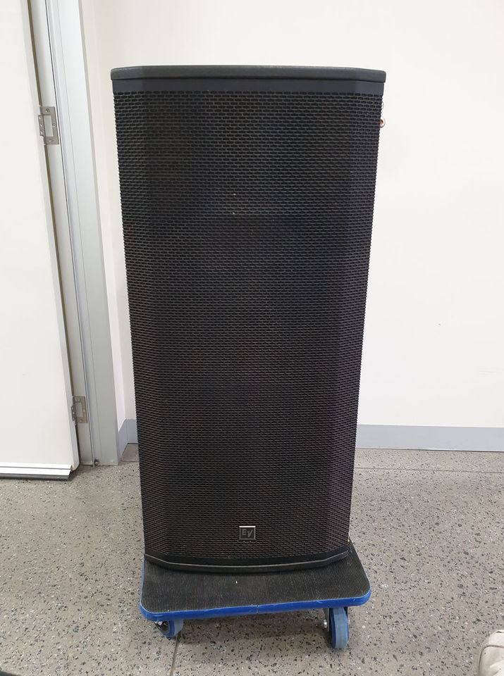 Electro-Voice ETX-35P 15″ Powered 3-Way Speaker 2000W | PAIR